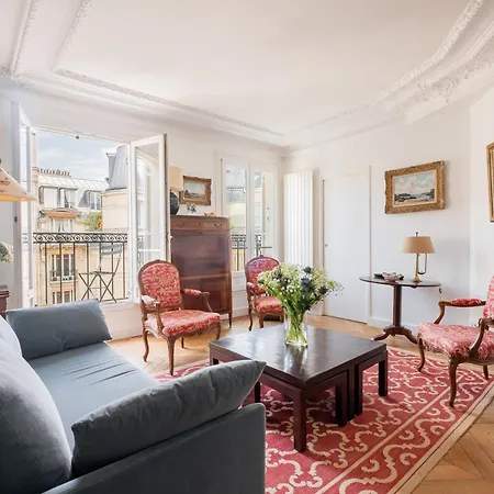 Veeve - Auteuil Refinement Apartment